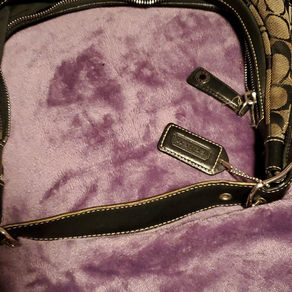 Coach Purse - Picture 5 of 6